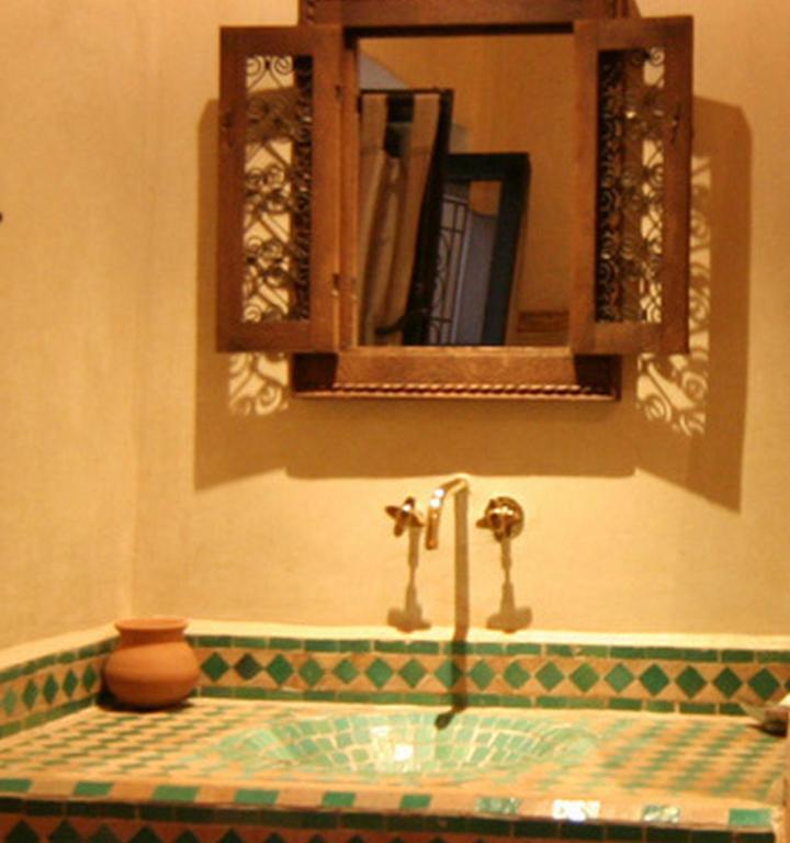 Riad Riad Nathalie